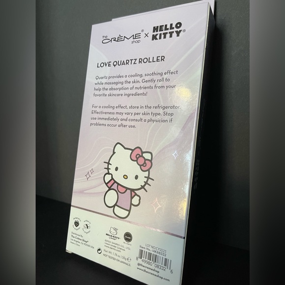 The Crème shop x Hello Kitty love quartz face roller 🎀 - Picture 2 of 5